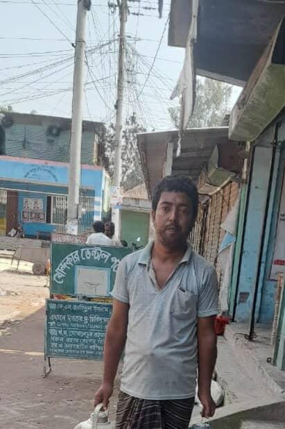 সলঙ্গার চা বিক্রেতা জাকিরের জীবন সংগ্রাম