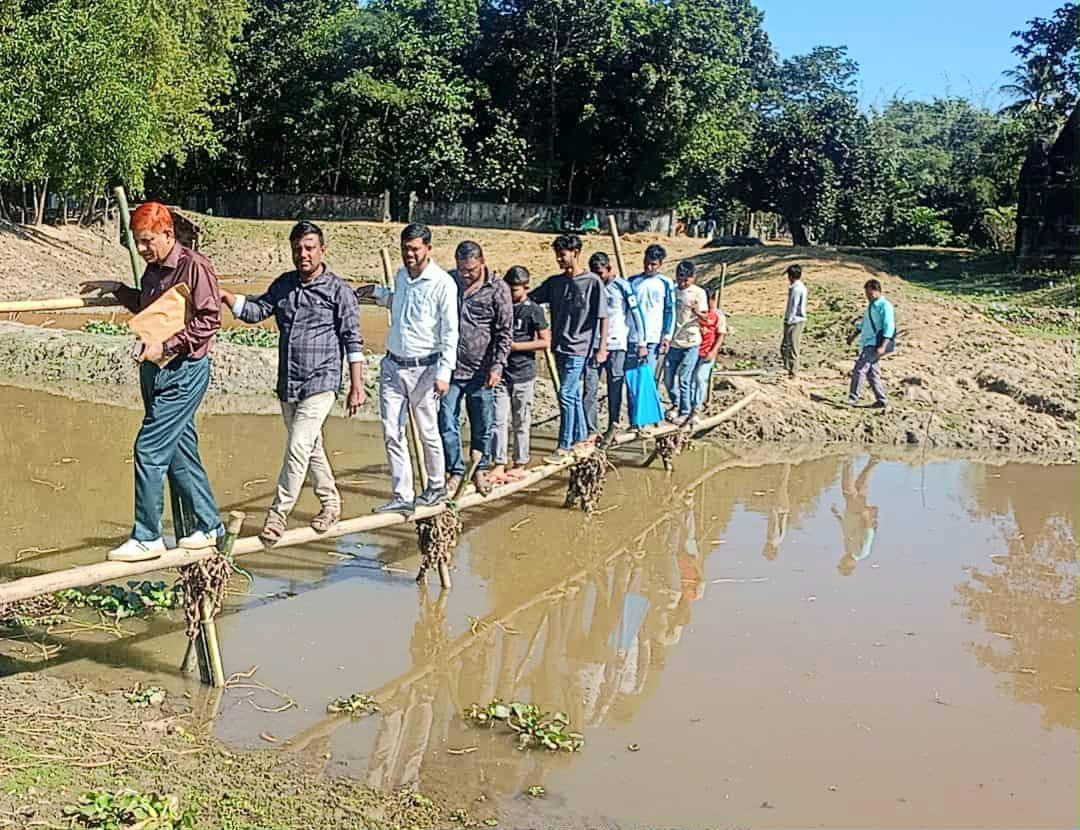 হবিগঞ্জের নবীগঞ্জে জলবায়ু ব্যবস্থাপনা প্রকল্প পরিদর্শনে এলজিইডি'র প্রতিনিধি